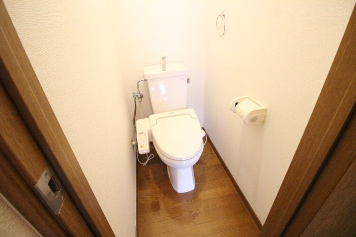 物件内観写真9　(トイレ)