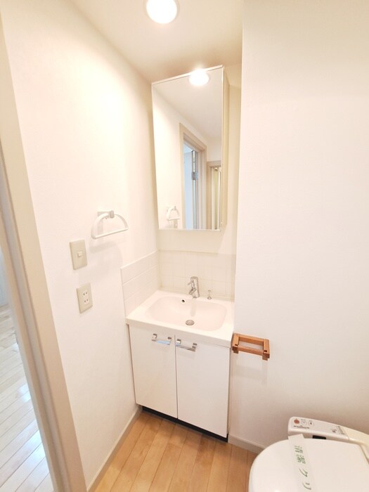 物件内観写真11　(洗面)