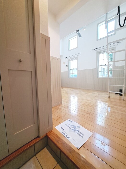 物件内観写真20　(玄関)