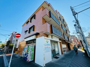 第２新井ハイツ外観写真