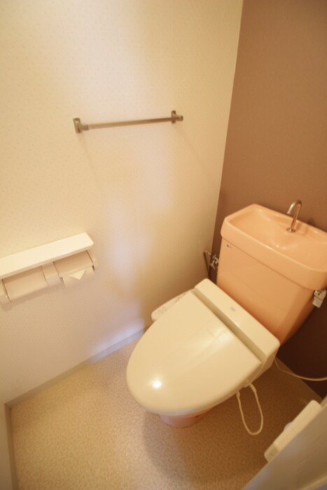 物件内観写真13　(トイレ)