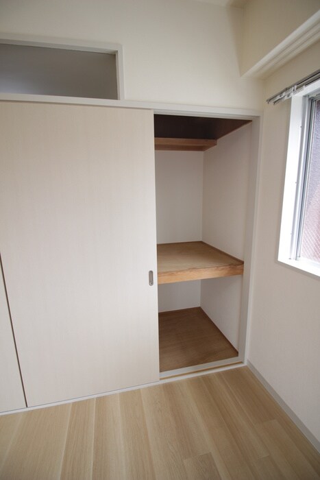 物件内観写真14　(収納)