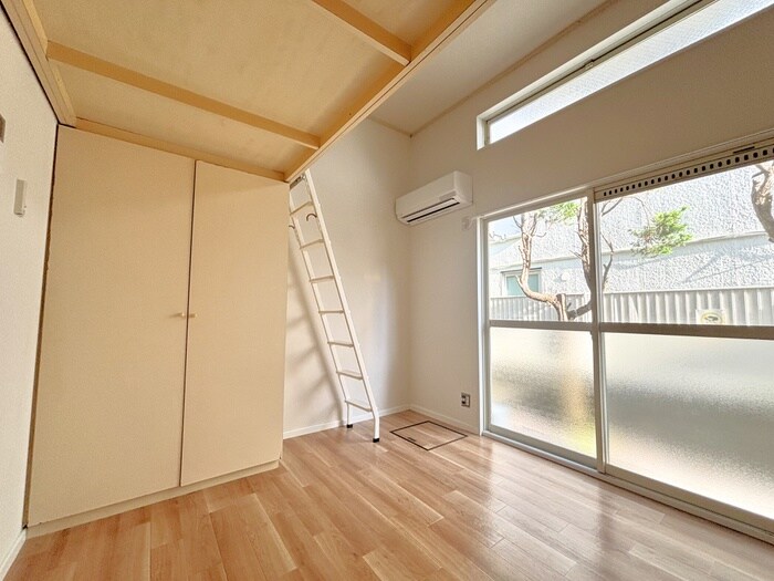 物件内観写真8　(居室)