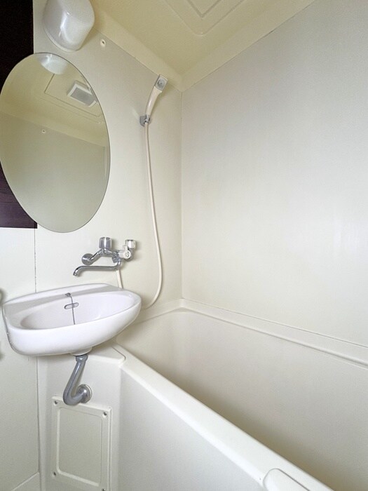 物件内観写真12　(バス／シャワールーム等)