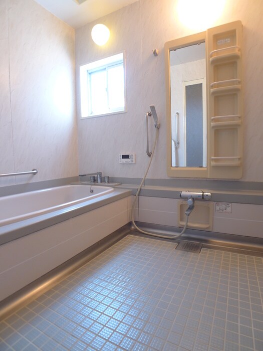 物件内観写真9　(バス／シャワールーム等)
