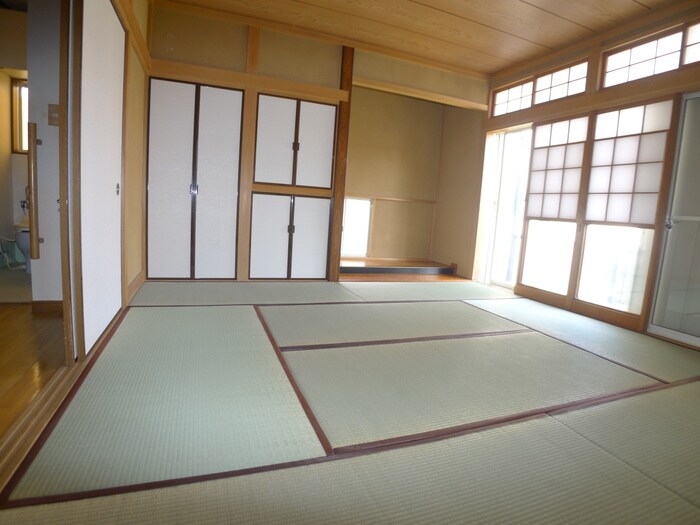 物件内観写真18　(収納)