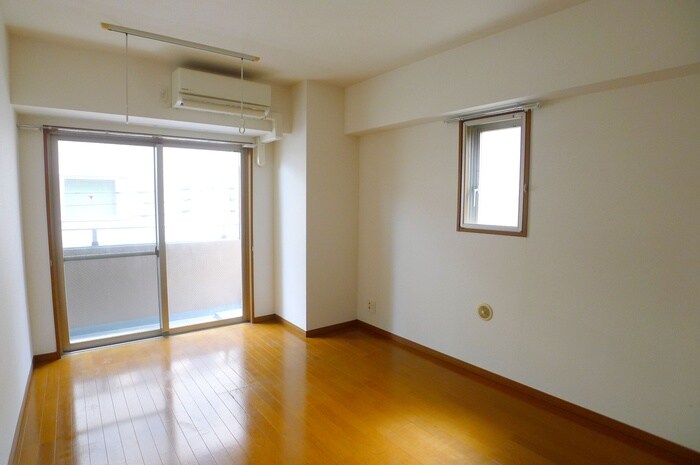 物件内観写真11　(居室)