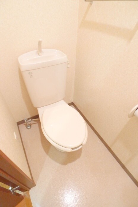 物件内観写真15　(トイレ)