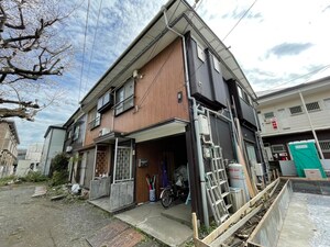 相良アパート外観写真