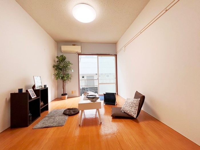 物件内観写真8　(居室)