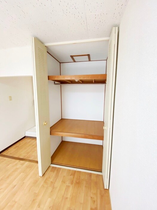 物件内観写真11　(収納)