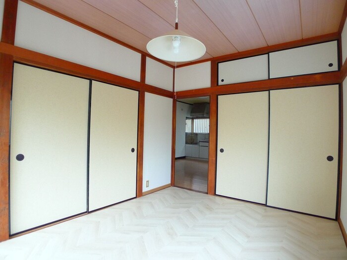 物件内観写真8　(居室)