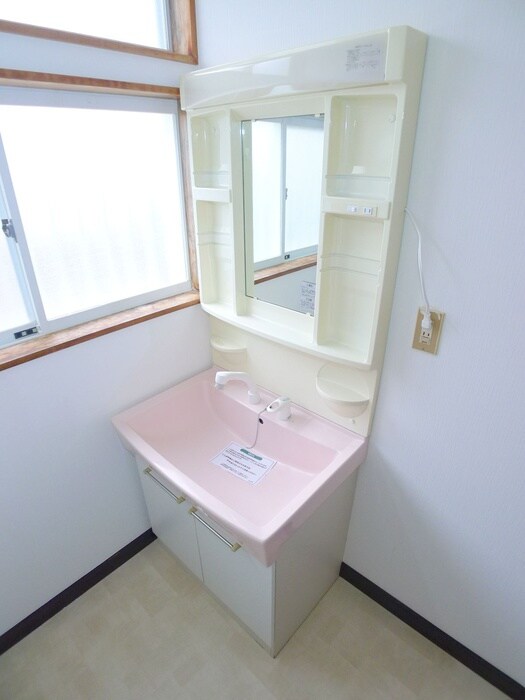 物件内観写真12　(洗面)