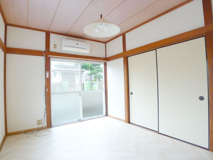 物件内観写真20　(室内からの展望)