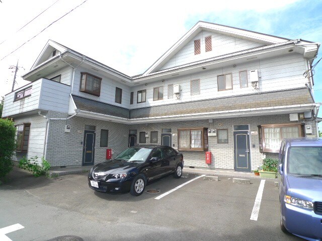 物件外観写真2　(駐車場)