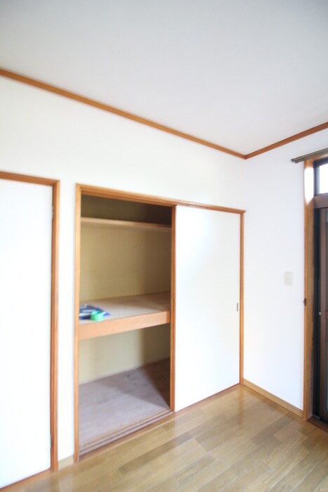 物件内観写真10　(収納)