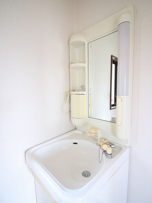 物件内観写真12　(洗面)