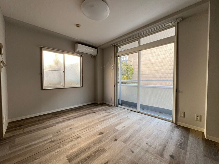 物件内観写真7　(居室)