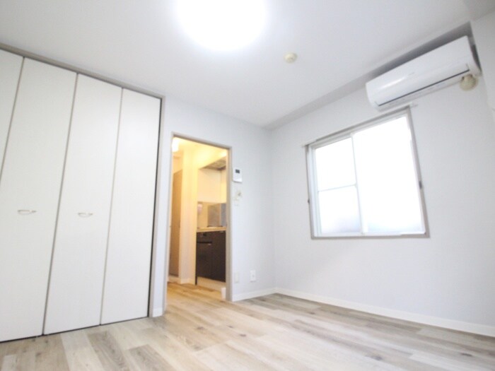 物件内観写真8　(居室)