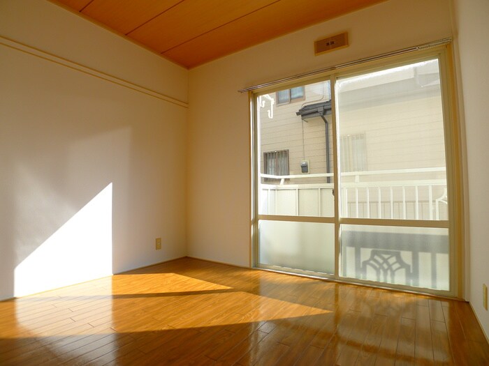 物件内観写真6　(居室)