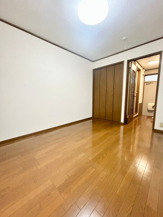 物件内観写真10　(居室)