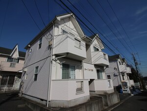 ローズヒルⅡB外観写真