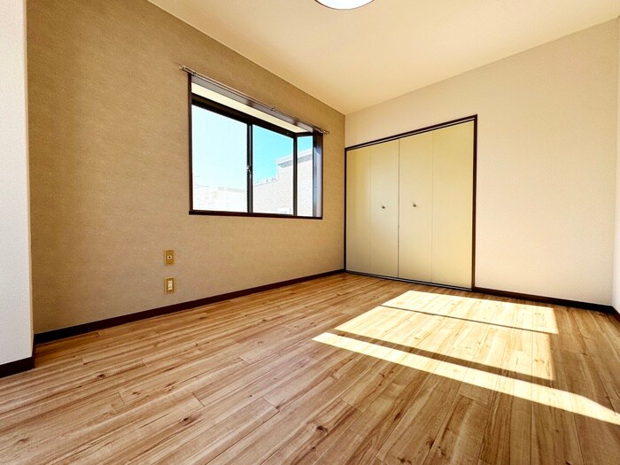 物件内観写真8　(居室)