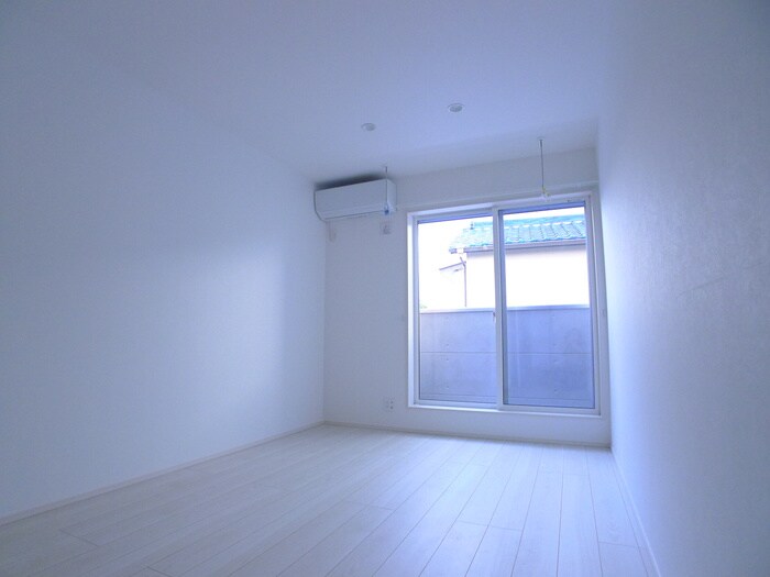 物件内観写真18　(居室)