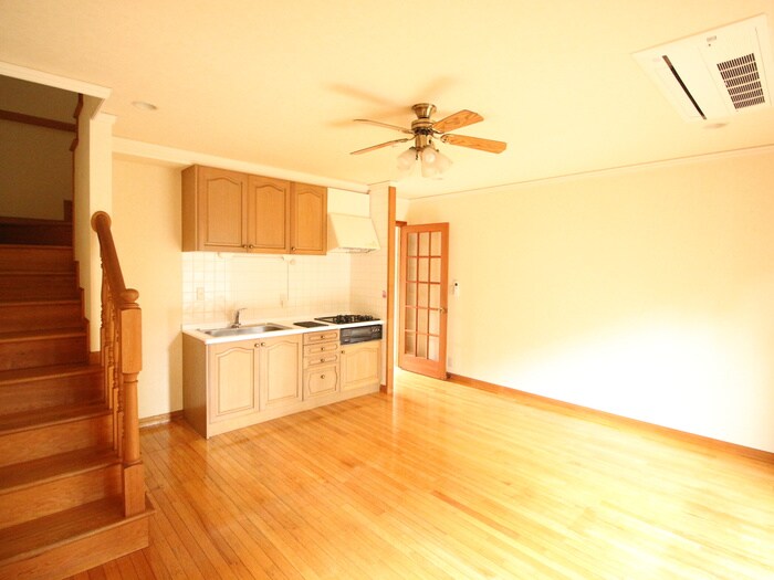 物件内観写真8　(居室)