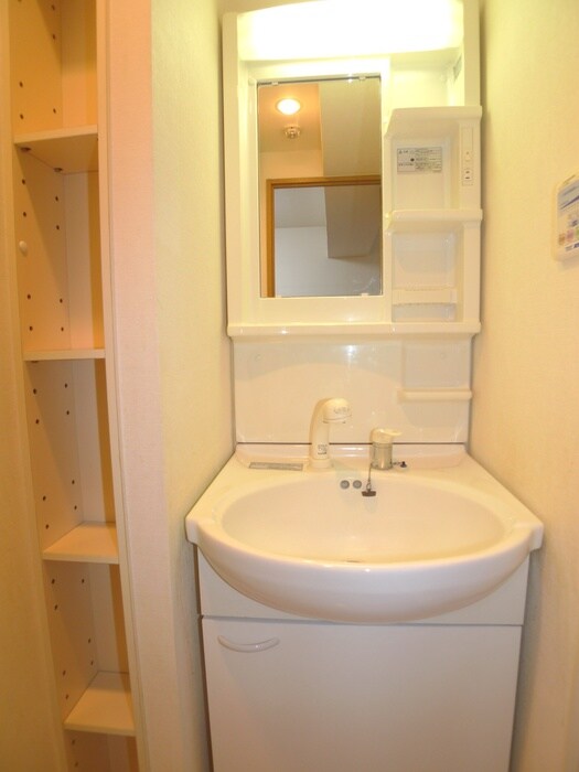 物件内観写真9　(洗面)