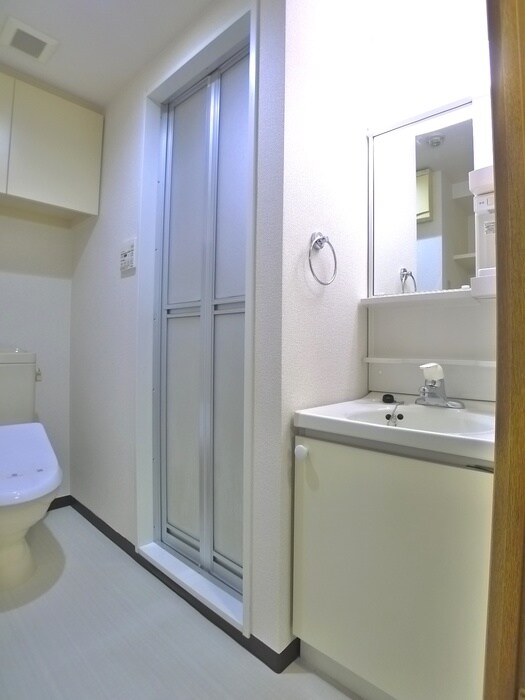 物件内観写真12　(洗面)