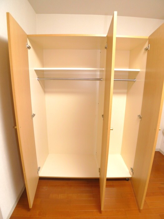 物件内観写真14　(収納)