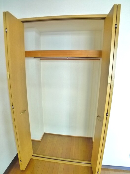 物件内観写真18　(収納)