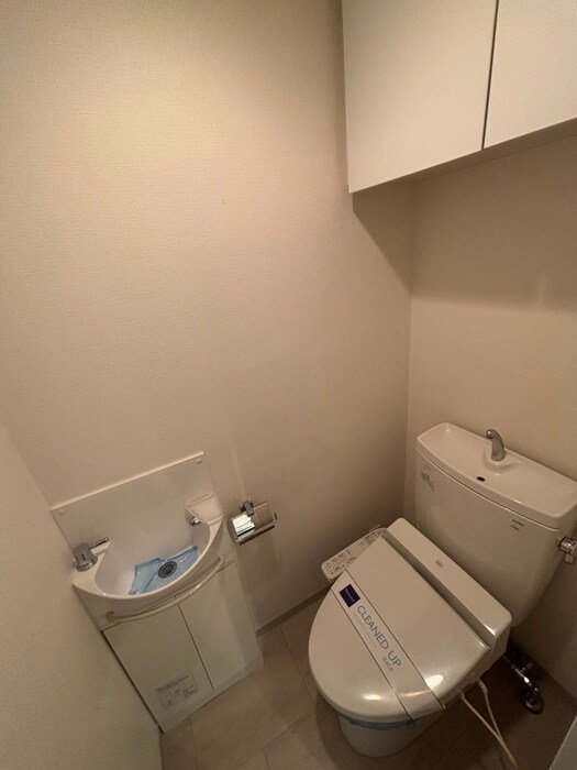 物件内観写真14　(トイレ)