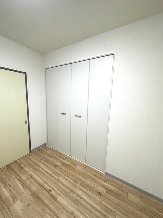 物件内観写真11　(収納)