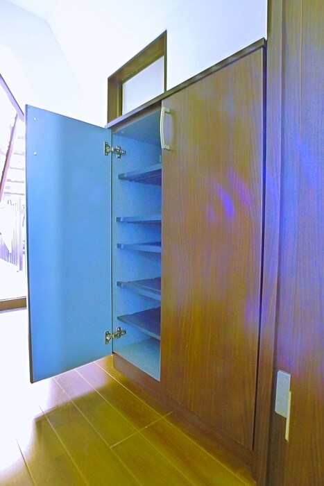 物件内観写真8　(靴箱)