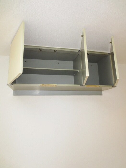 物件内観写真6　(収納)