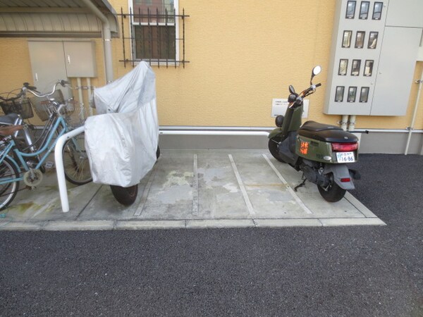 バイク置き場