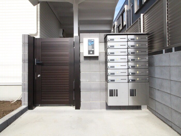 MELDIA舎人Ⅱのエントランス部分