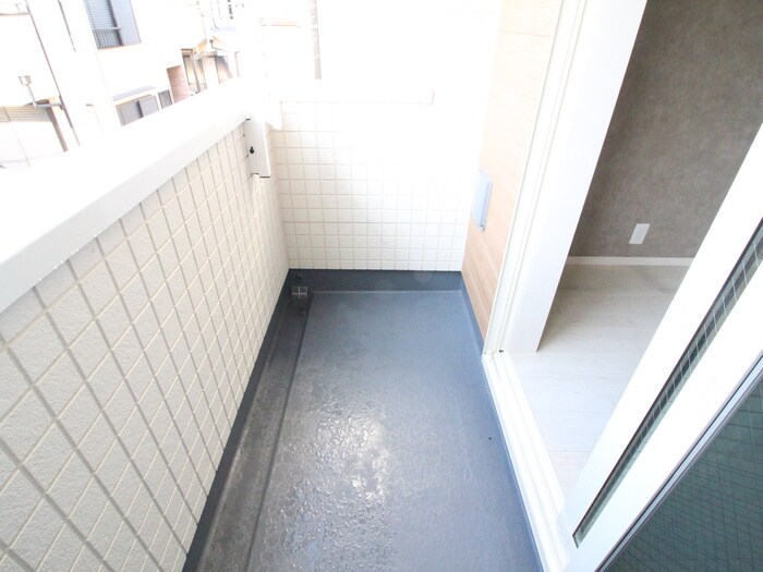 MELDIA舎人Ⅱのベランダ・バルコニー