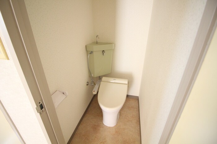 物件内観写真16　(トイレ)