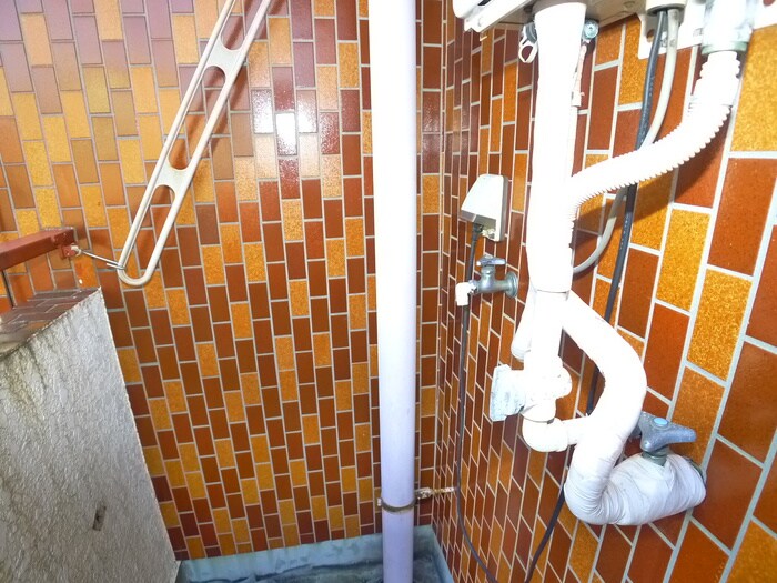 物件内観写真9　(洗濯機置場)