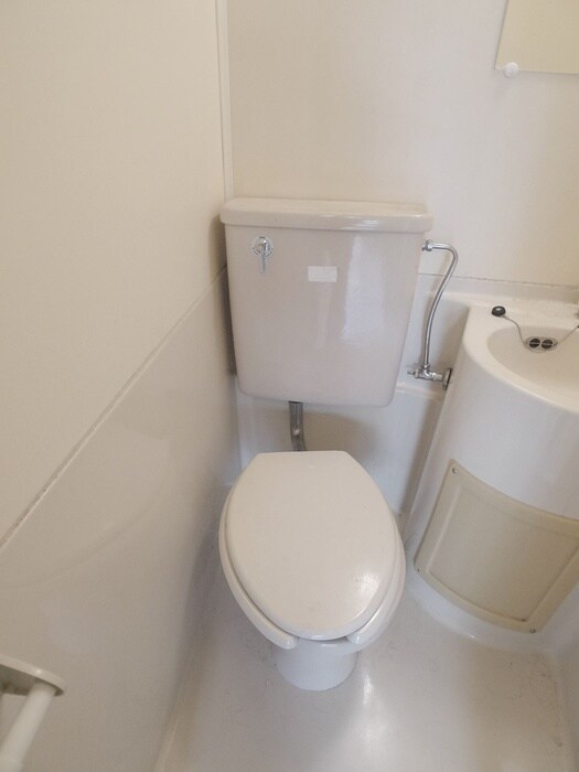 物件内観写真11　(トイレ)