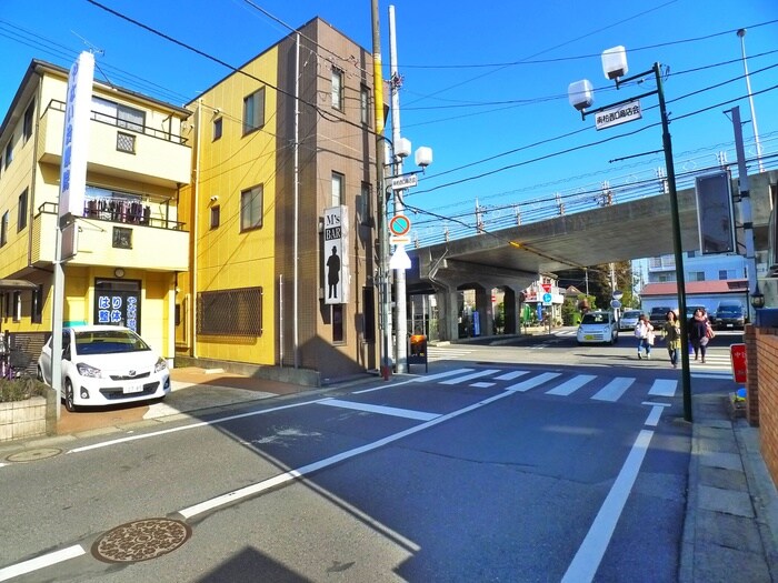 物件外観写真3　(周辺環境)