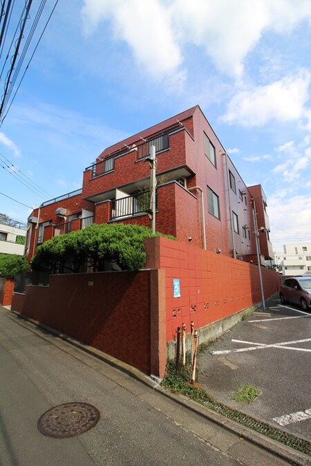 ＳＡＮＮＯ孝和外観写真
