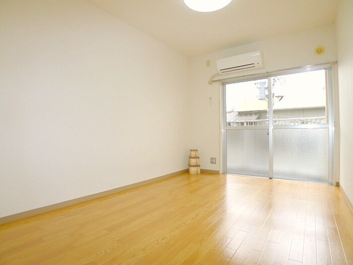 物件内観写真13　(居室)