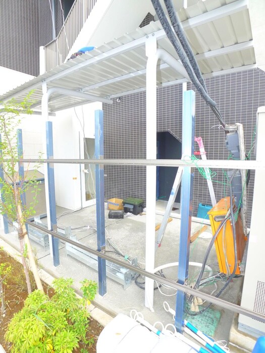 物件外観写真6　(駐輪場)