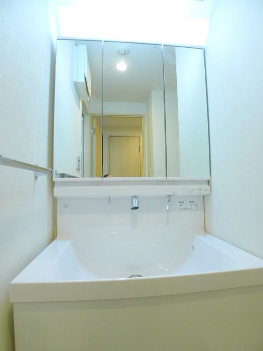 物件内観写真10　(洗面)