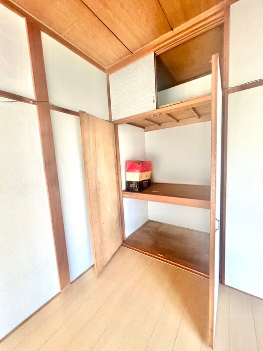 物件内観写真15　(収納)