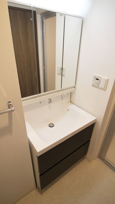 物件内観写真12　(洗面)